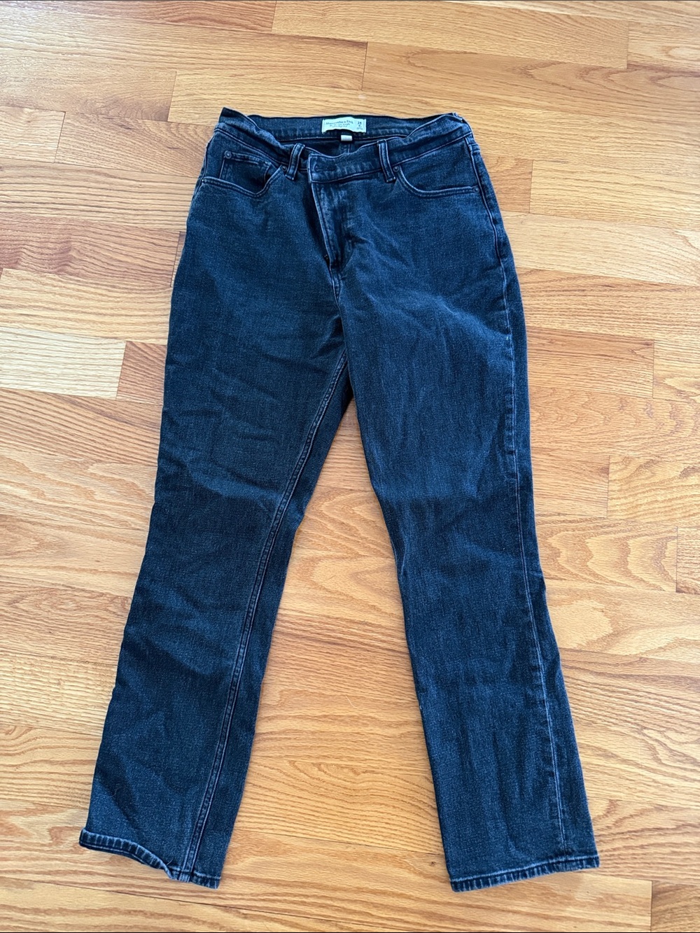 A&F Women's black Straight Leg Jeans